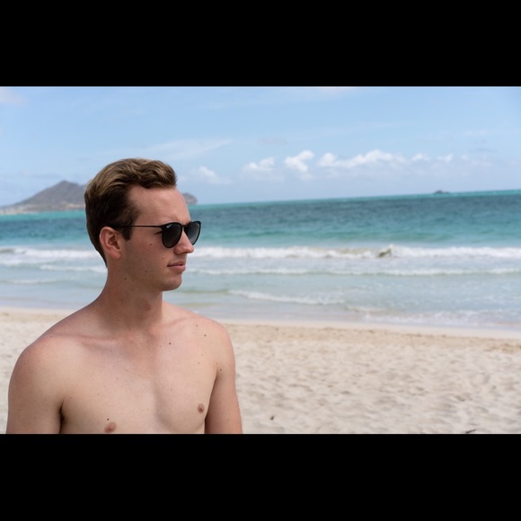 Meet your Posher, Kenneth - Picture 1 of 1